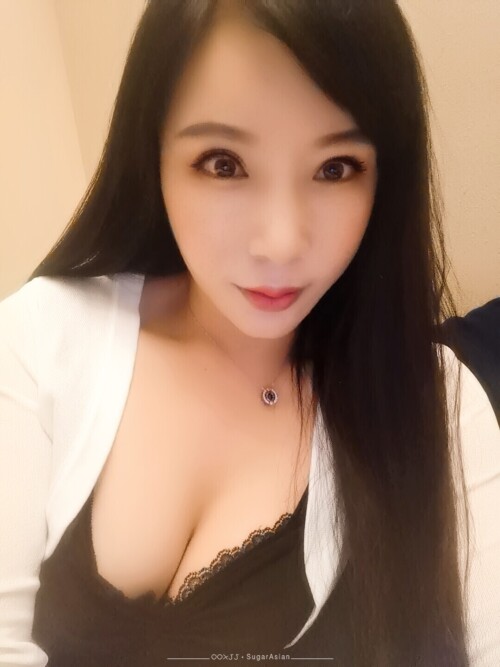 更多详情（价格/身高/体重/胸围/评价 ）请查看https://www.sugarasian.org/d/512
More details ( donations/heights/weights/cup/reviews) please go https://www.sugarasian.org/d/512
预约请查看链接详情 | wanna book her, please check more details in SugarAsian.
Quick booking 快速预约可短信至： 818-358-0201