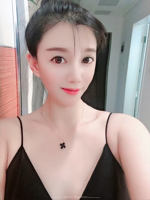 Babe 160cm 34D 53kg 26yrs