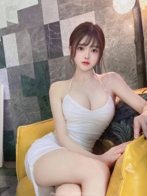 Tina @ SFV