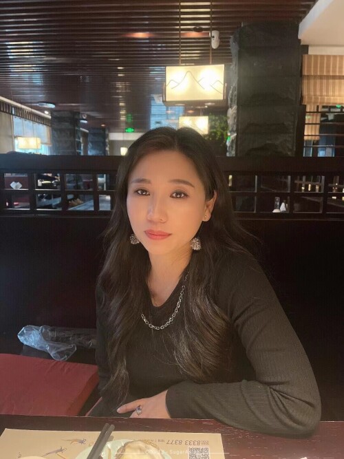 Qianqian 浅浅 @ SFV