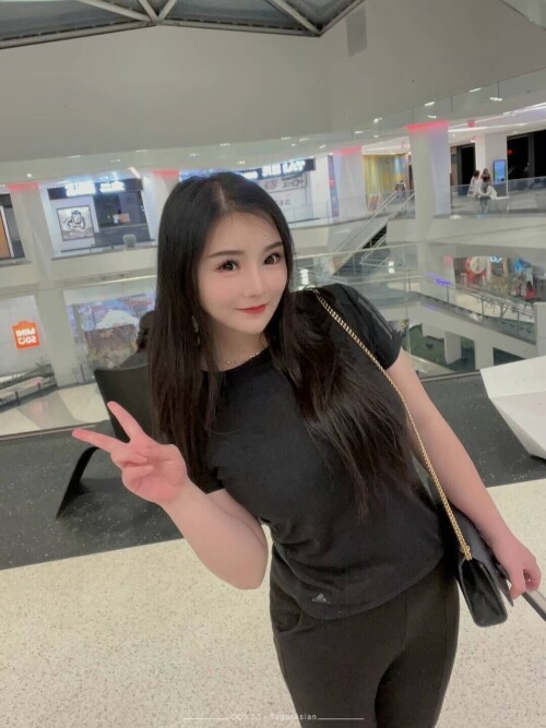 ? Nana Rates:

200roses/30mins | Massage, Mutual Shower BBBJ 1 pop

400roses/60mins | GFE / IGS Mutual Shower, Rimming, BBBJ, DT, 69, Massage, Kiss etc. 1 pop;

600roses/90mins | GFE & IGS Mutual Shower, Rimming, BBBJ, DT, 69, Massage, Kiss 2 pops;

800roses/120mins | GFE & IGS Mutual Shower, Rimming, BBBJ, DT, 69, Massage, Kiss Unlimited pops;

Specials (Options: Role Play, Toy, CIM, Sexual Dancing, COF) have to ask her in person
身高：165cm
三围：34F
价格：200?/30min 简单花式服务带裸吹。                                 ?400/60min 莞式或者女友服务陪洗澡、漫游、刮痧、胸推、毒龙、深喉、裸吹、或者69、kiss、啪。（颜射、口爆、艳舞角色玩道具另付小费）
?600/90min东莞➕女友一条龙服务，陪洗澡、水中萧、漫游、刮痧、胸推、毒龙、深喉、裸吹、69、乳交、kiss（颜射、口爆、艳舞、角色扮演、道具另付小费）
800?/120min 帝王套餐不限次数任君啪，绝对物超所值、大开眼界！（颜射、口爆、挑逗艳舞秀、情景扮演、情趣用品另付小费）
个人资料：童颜巨乳猫女郎nana❤️艺术系学生?‍?22岁北京爆乳女神来袭❗34F爆乳大真胸，天然粉嫩，童颜?水滴巨乳！天生巨乳翘臀！欲火身材、肤白貌美，摄魂眼神，一颦一笑勾魂摄魄 ！口活爆爽让你找到初恋的感觉。 会换装会跳舞，国内才艺大主播，各种狂放大胆撩人，撩拨你心底欲望！激情碰撞，少女型粉嫩紧致有弹性，洪水猛兽，夹到你心底欲望爆炸?你值得拥有最好的！莞式女友式服务，还有特殊服务，kiss 69 走进你的心灵。️柔情蜜意舞蹈前调️撩人舞姿，婀娜多姿间让人如痴如醉。床上更是性感放荡一马平川倒挂金钩爆乳翘臀时而娇羞，时而妩媚！更多姿势等你解锁！十八般武艺等你大战300回合！莞式、女友、毒龙、kiss、69、刮痧、胸推、乳交、艳舞椅子舞、角色、道具调情，没有做不到只有想不到！