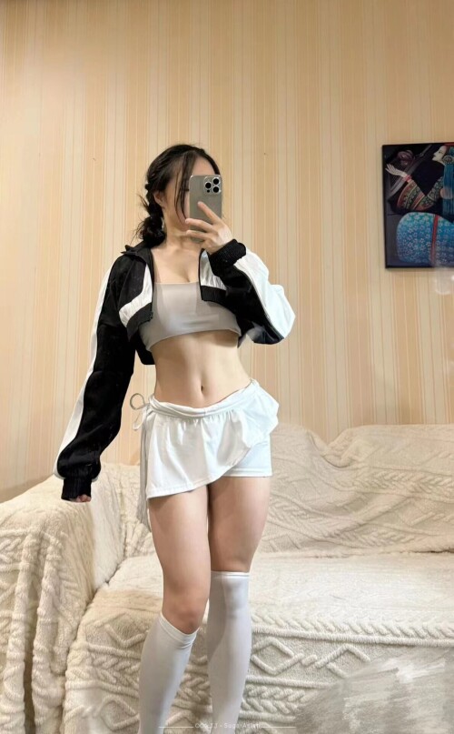 d2a72cca14222cbe4bfb8e55d76eead.jpeg