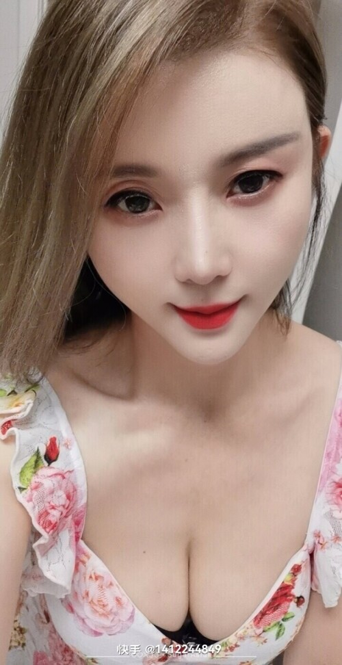 Amy 艾米：身高160，体重100，胸围36D《戴套》