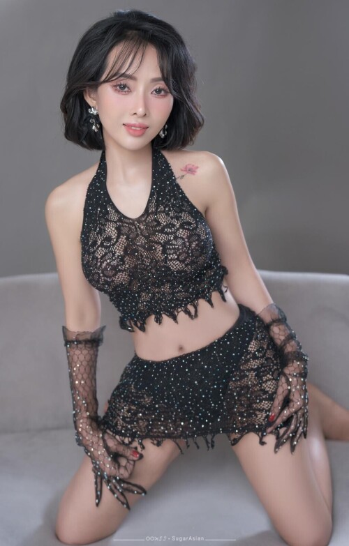Mina Viet 26 yrs @ OC