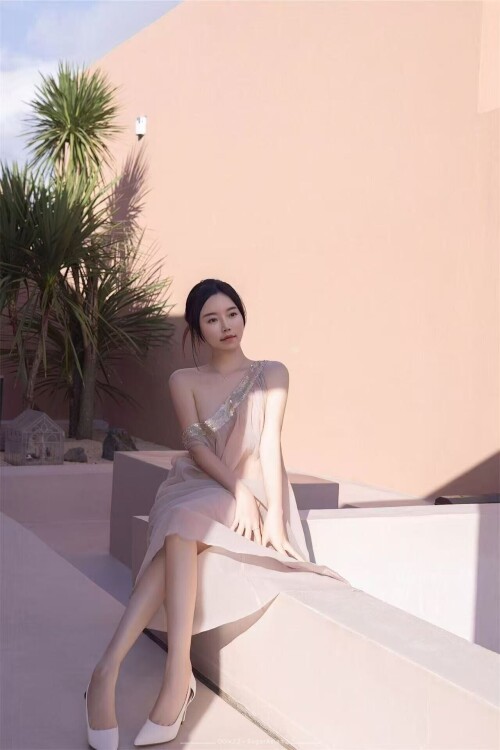 Eiyi 25yrs @ SGV