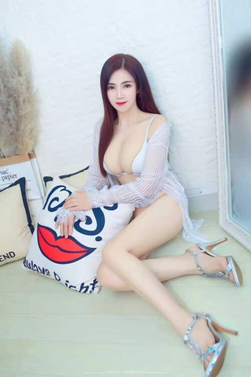 Lisa @ SGV
