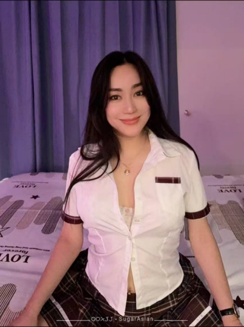 Elsa Viet @ SGV